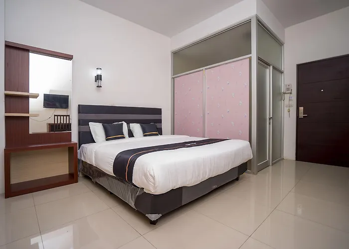 Oyo 2695 D'Es Guest House Samarinda